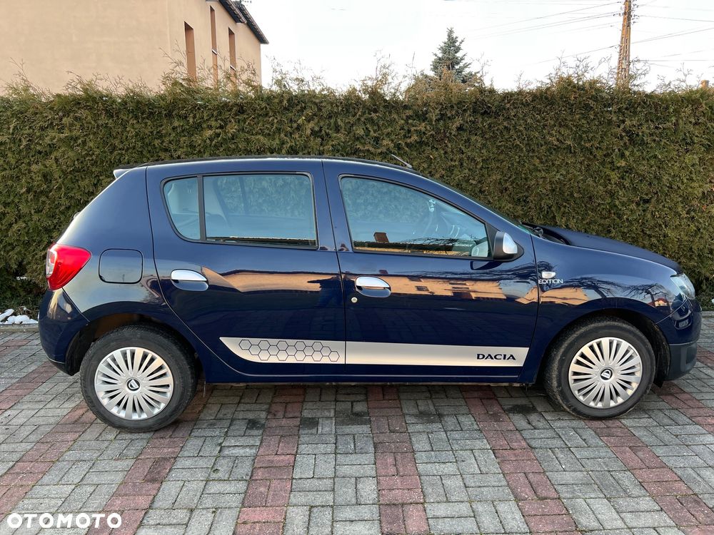 Dacia Sandero 1.2 16V 75 Essentiel - 9