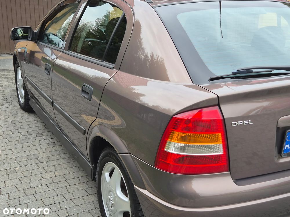 Opel Astra - 8