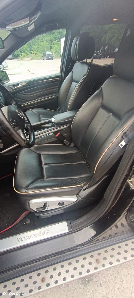 Mercedes-Benz ML - 20