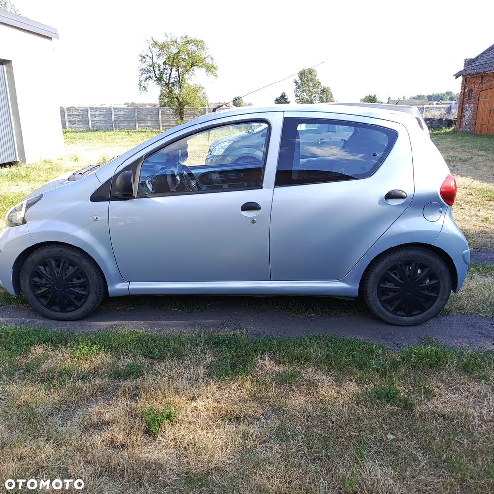 Toyota Aygo - 2