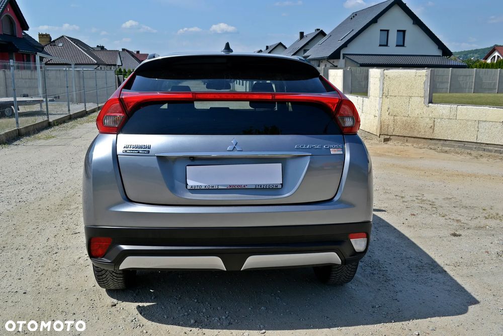Mitsubishi Eclipse Cross - 7