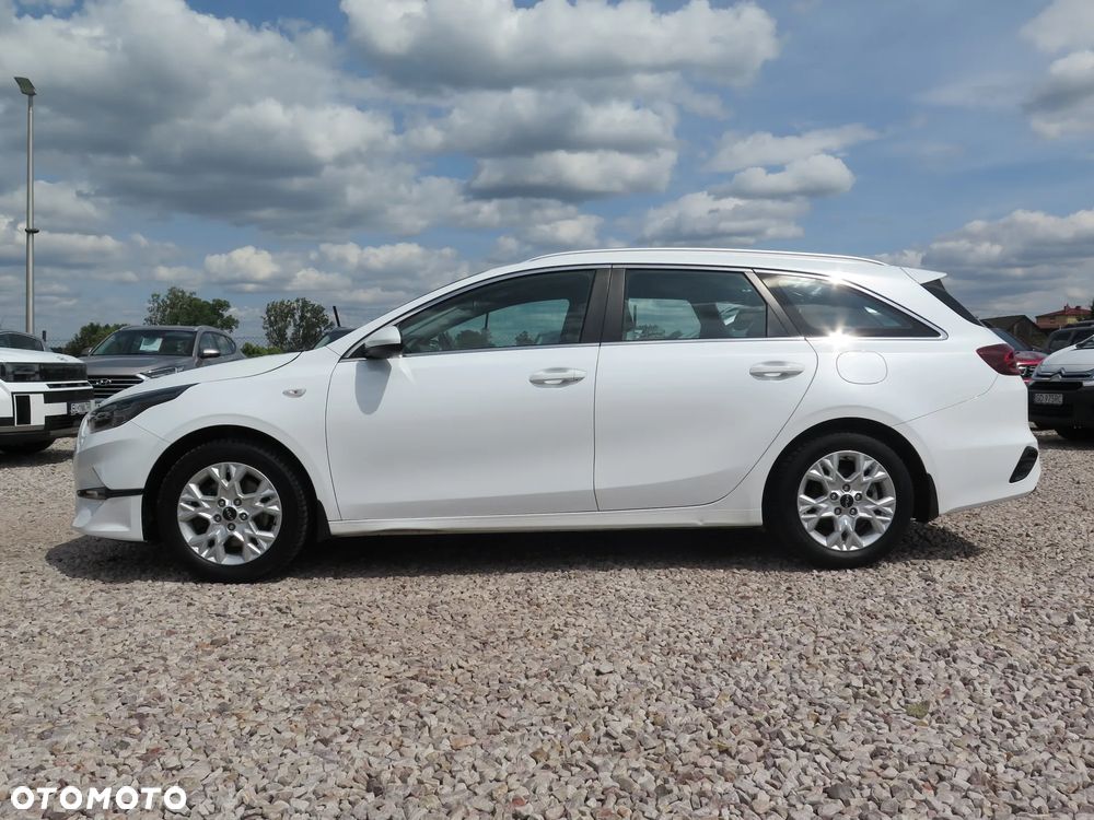 Kia Ceed 1.5 T-GDI M - 3