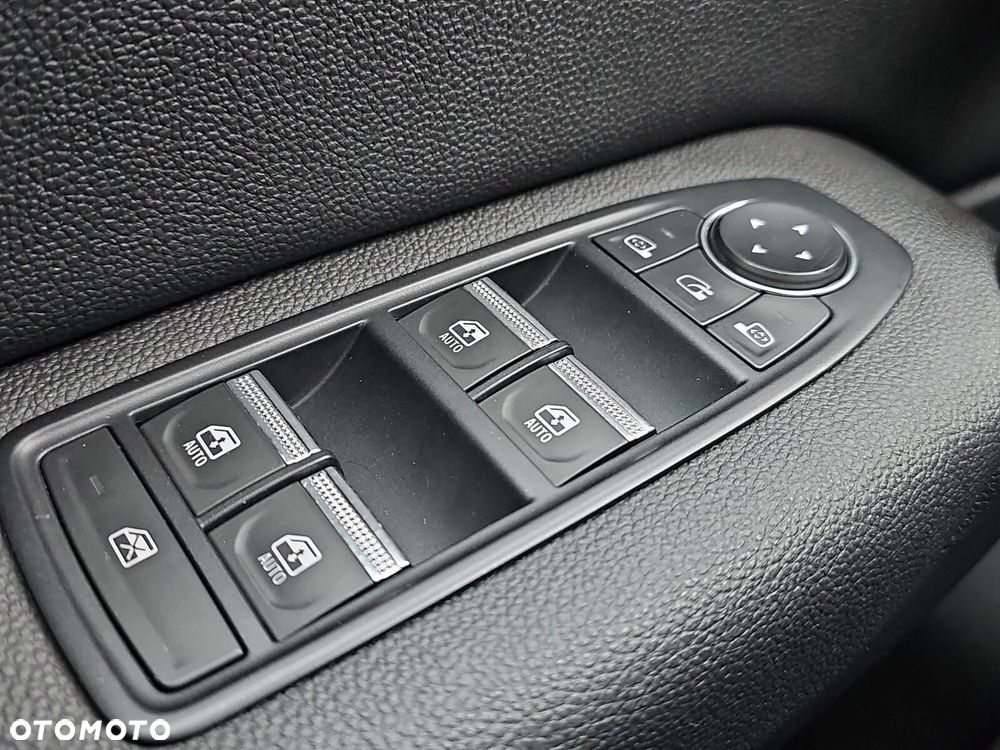 Renault Captur 1.3 Energy TCe FAP Intens - 18