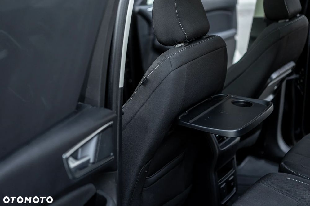 Ford S-Max - 36