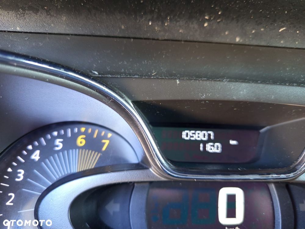 Renault Captur TCe 120 EDC Helly Hansen - 16