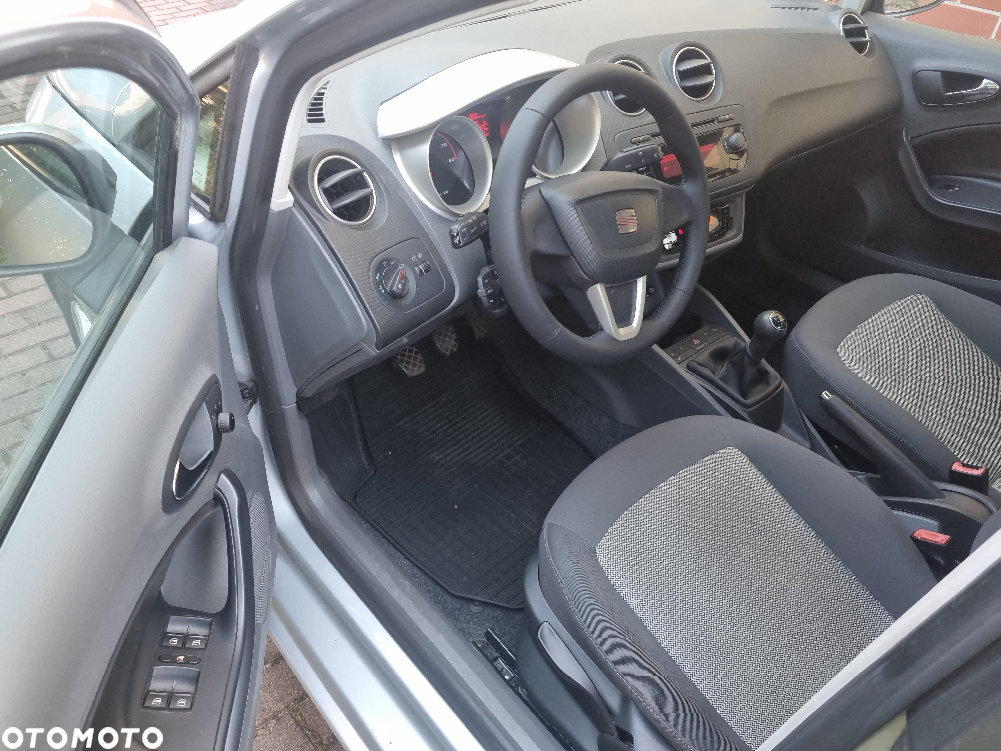 Seat Ibiza 1.4 16V Style - 6