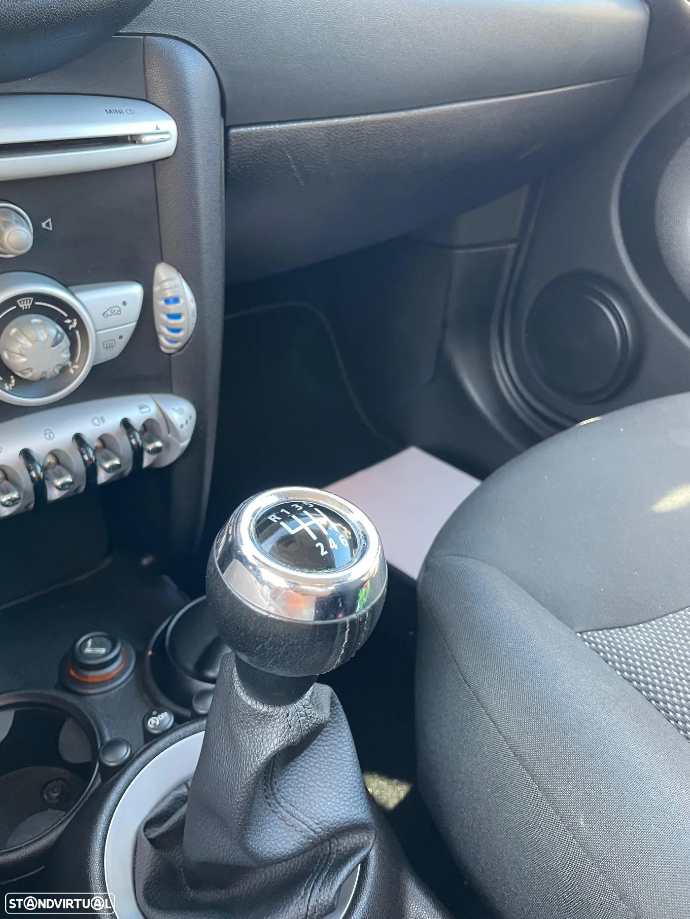MINI 3 Portas One 1.4 - 22