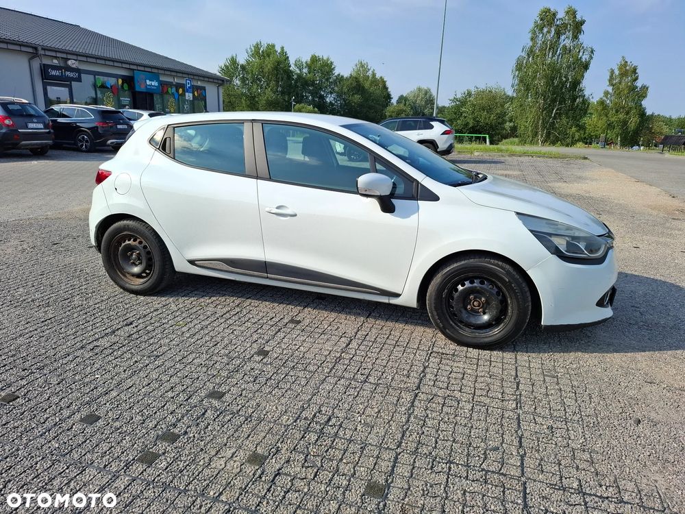 Renault Clio 1.5 dCi Life - 8