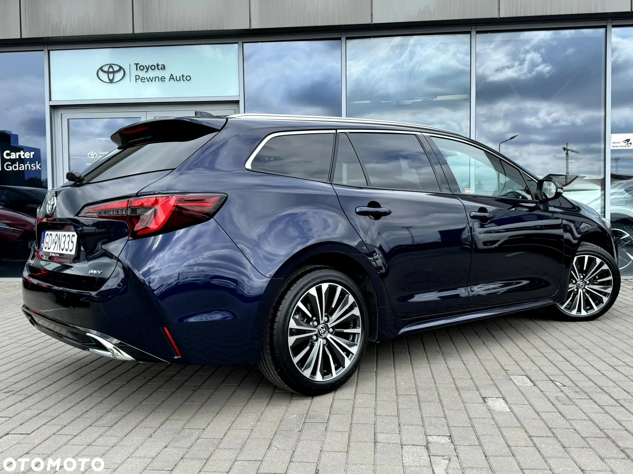Toyota Corolla 1.8 Hybrid Style - 10
