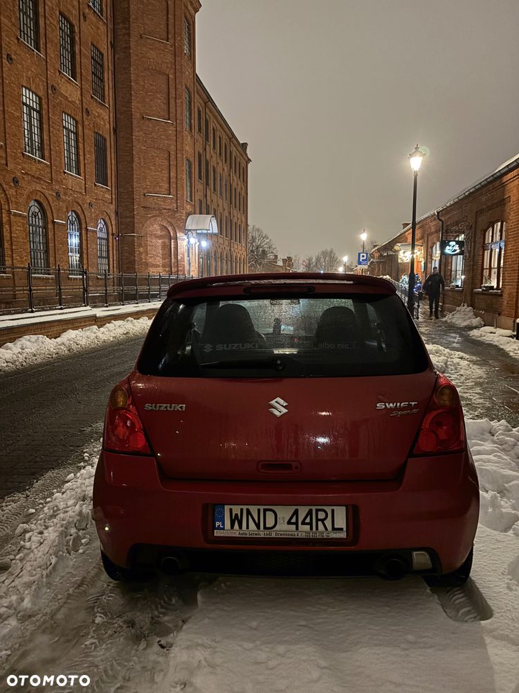 Suzuki Swift - 4