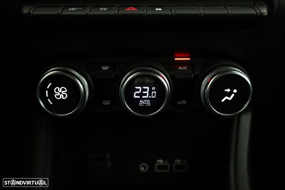 Renault Captur 1.0 TCe Techno - 11