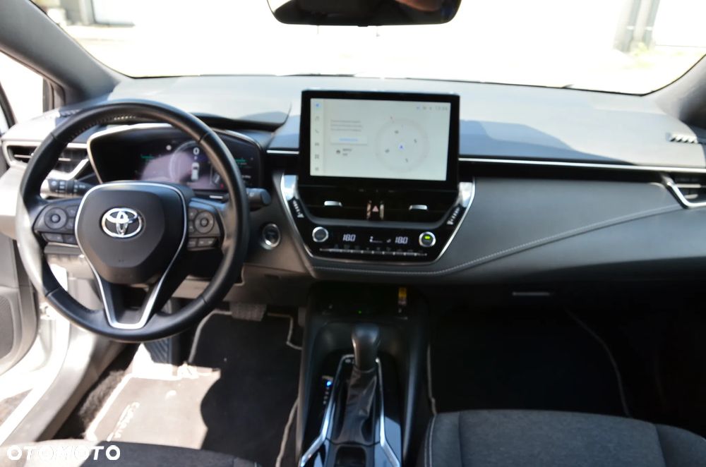 Toyota Corolla 1.8 Hybrid Executive - 24