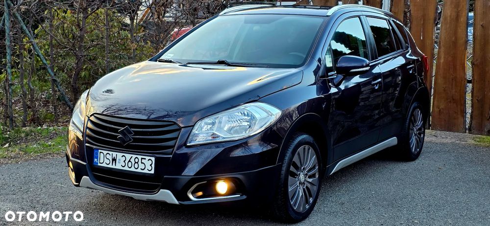 Suzuki SX4 S-Cross 1.6 Premium 4WD - 36