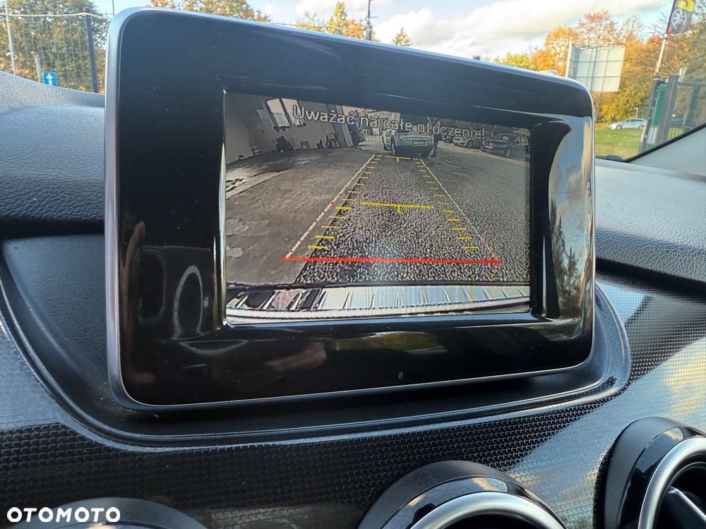 Mercedes-Benz Klasa B 180 CDI (BlueEFFICIENCY) 7G-DCT - 29