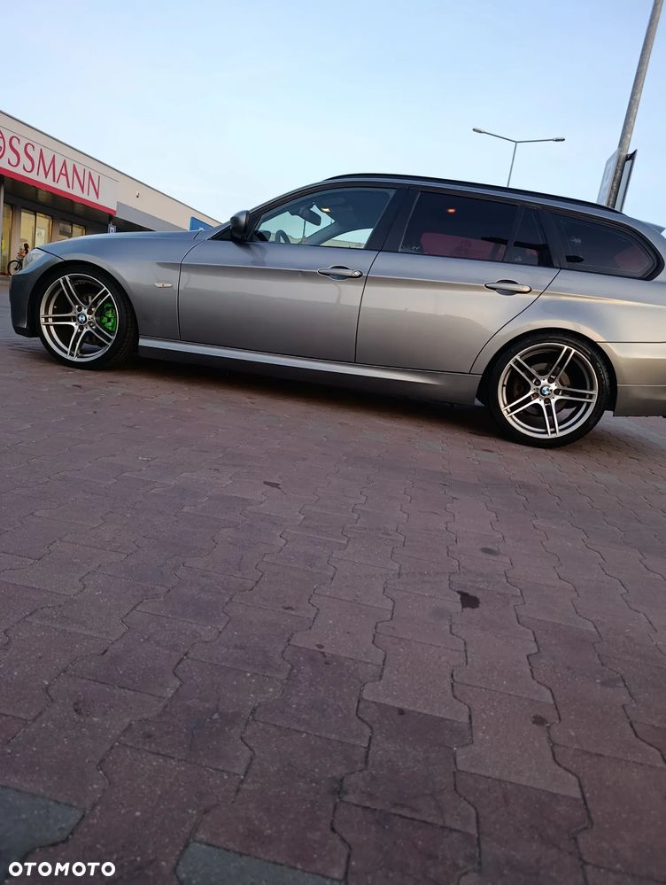 BMW Seria 3 320d Efficient Dynamics Sport Line - 2