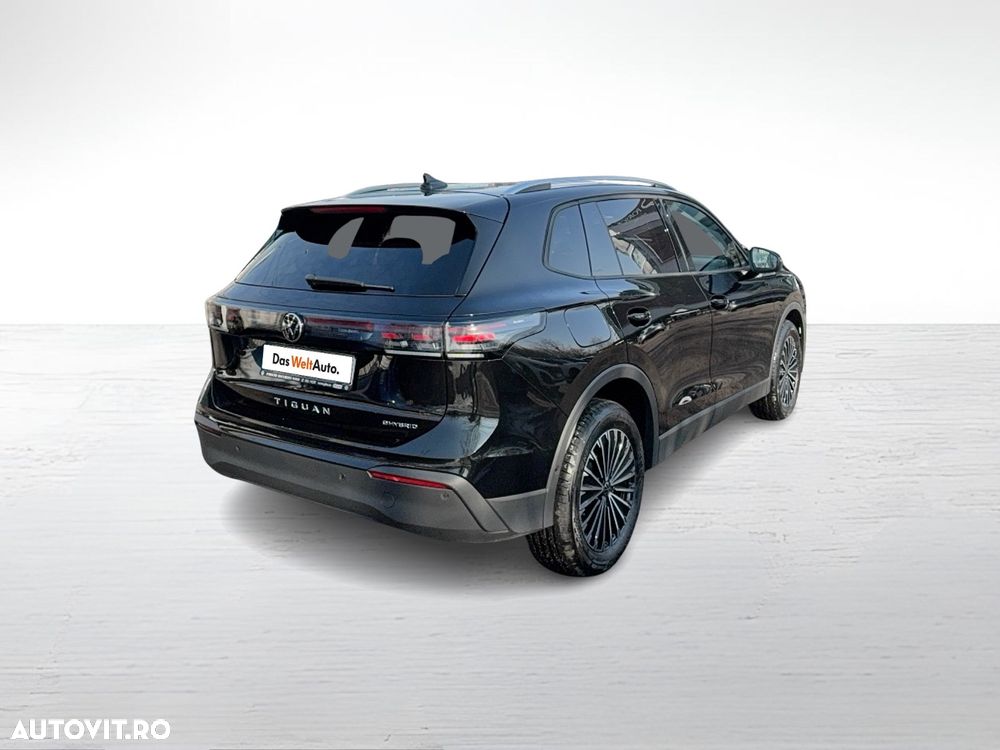 Volkswagen Tiguan - 5