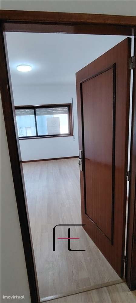 Apartamento T2 Venda em Santa Marinha e São Pedro da Afurada,Vila Nova - Grande imagem: 4/22