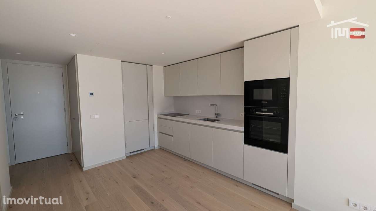 Apartamento T1 Parque das Nações - Varanda e Vista Rio no Distrikt ... - Grande imagem: 2/34