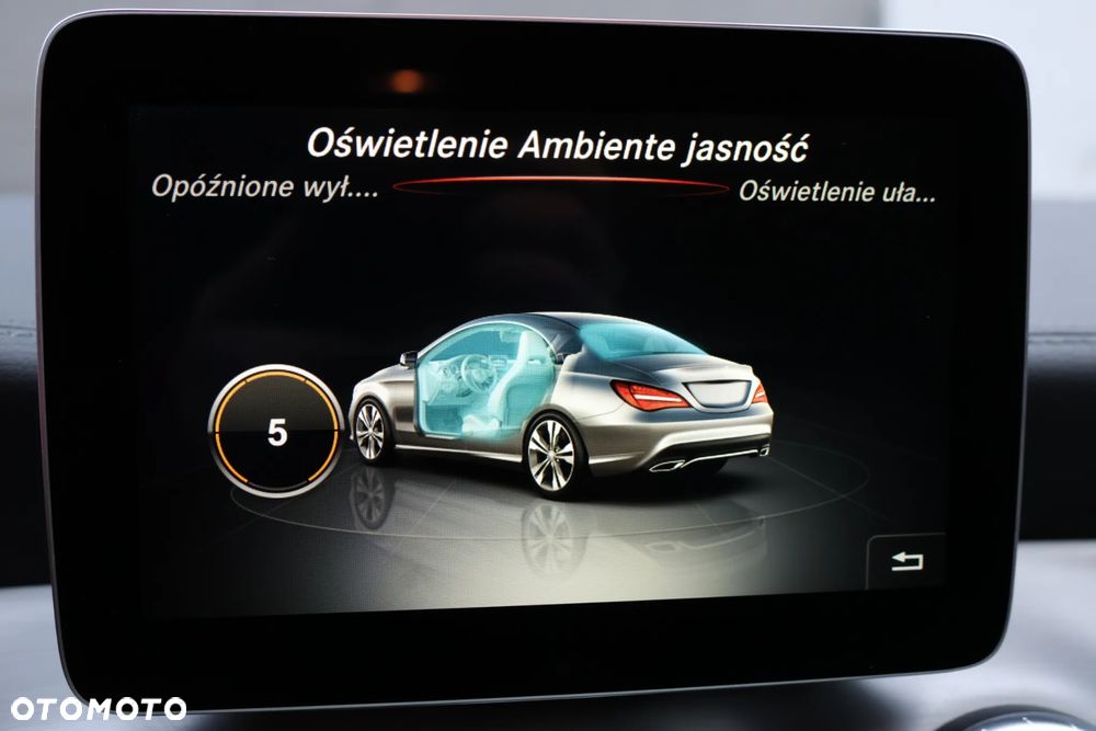 Mercedes-Benz CLA 180 d AMG Line - 33