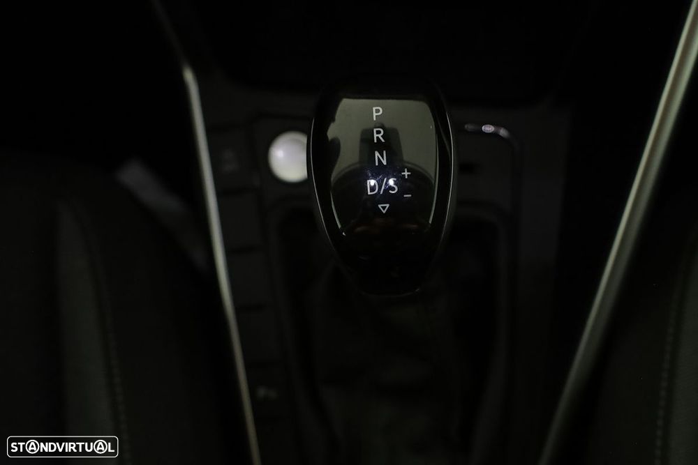 VW Taigo 1.0 TSI Urban DSG - 13