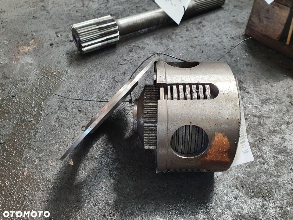 KOŁO ZĘBATE TRAKTOR JOHN DEERE 5090M - 1