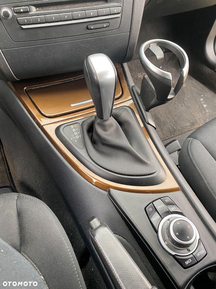 BMW Seria 1 118i - 11
