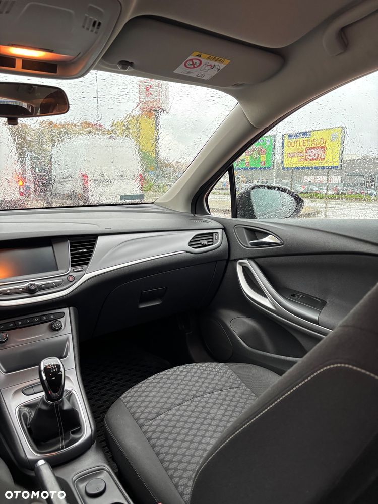 Opel Astra 1.6 CDTI Sport - 19