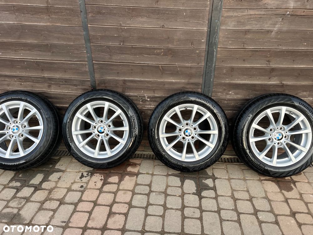BMW Seria 1 - 32