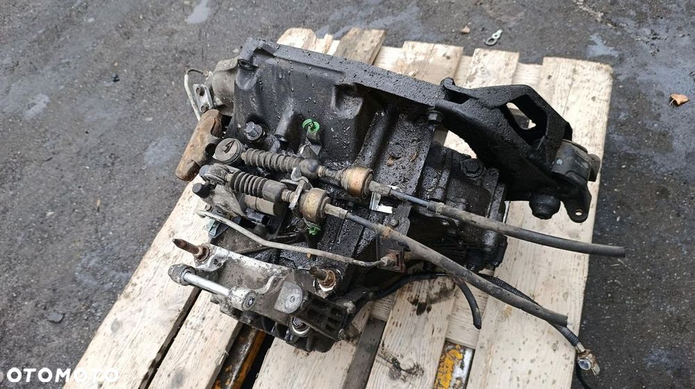SKRZYNIA BIEGÓW MANUALNA HONDA FRV 2.0B JTW5-1005998 JTW5 - 6
