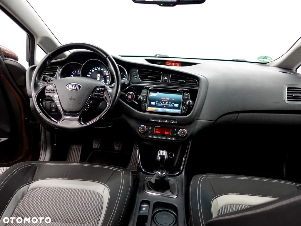 Kia Ceed Cee'd 1.6 CRDi Business Line - 6