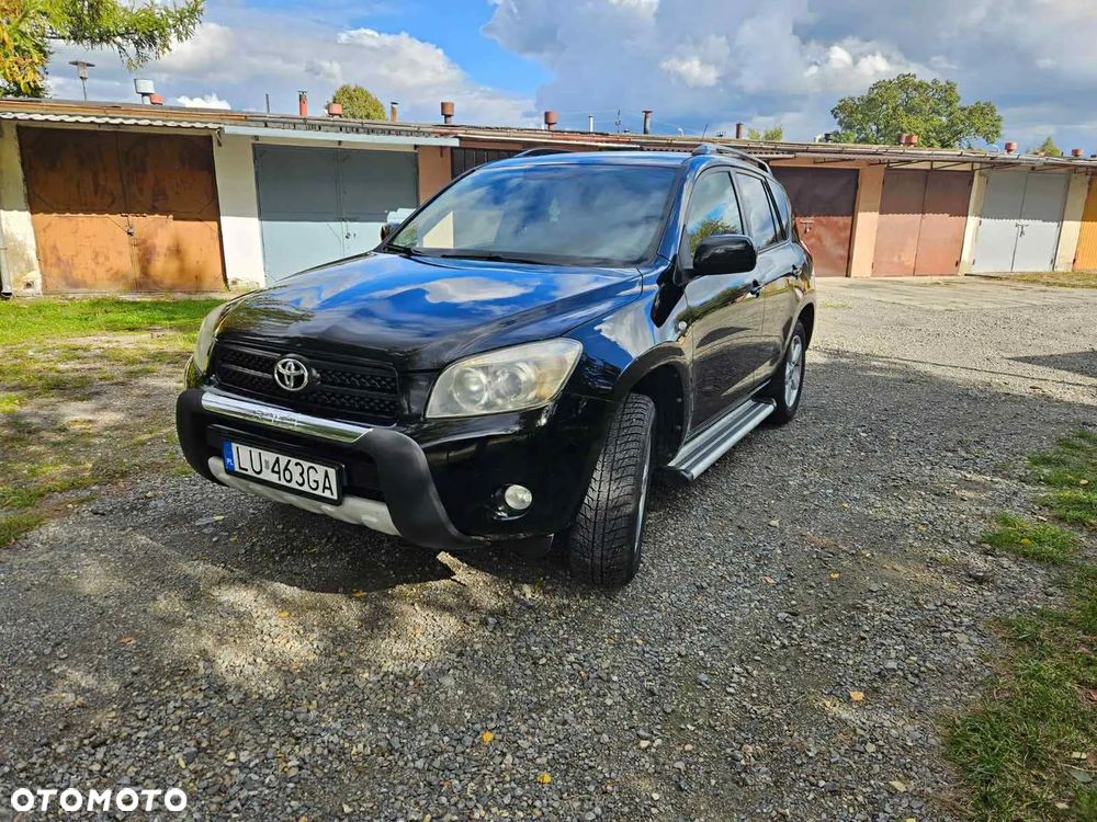 Toyota RAV4 - 4