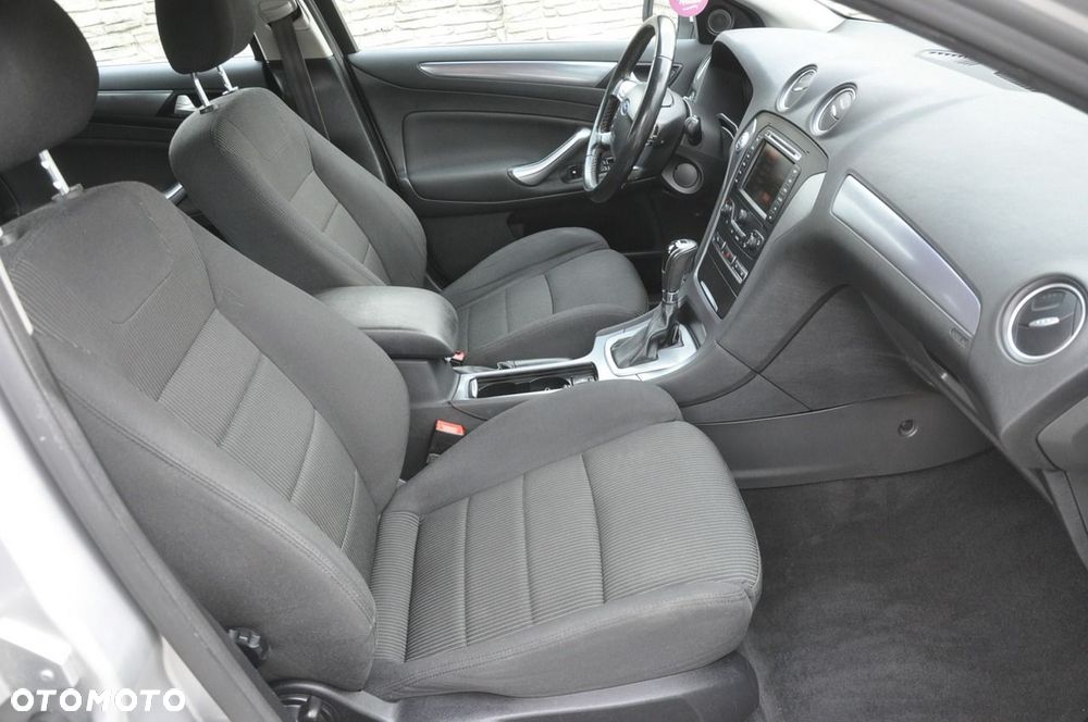Ford Mondeo 2.0 EcoBoost Titanium - 12