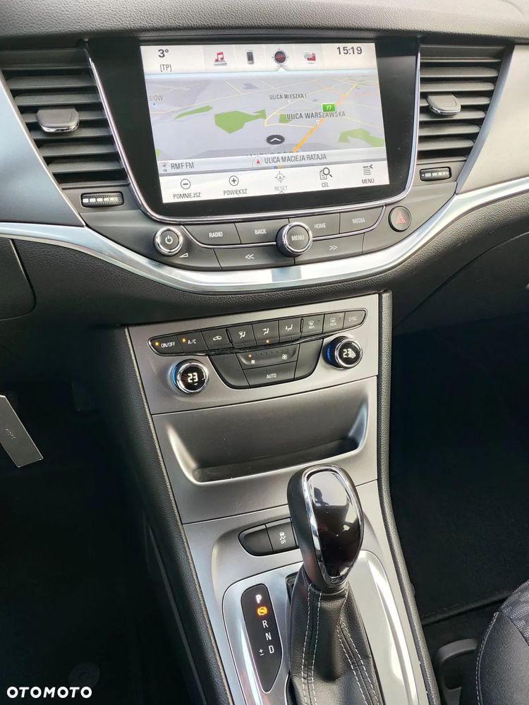 Opel Astra 1.6 CDTI Dynamic - 11