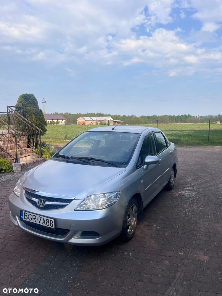 Honda City 1.4 Comfort - 2