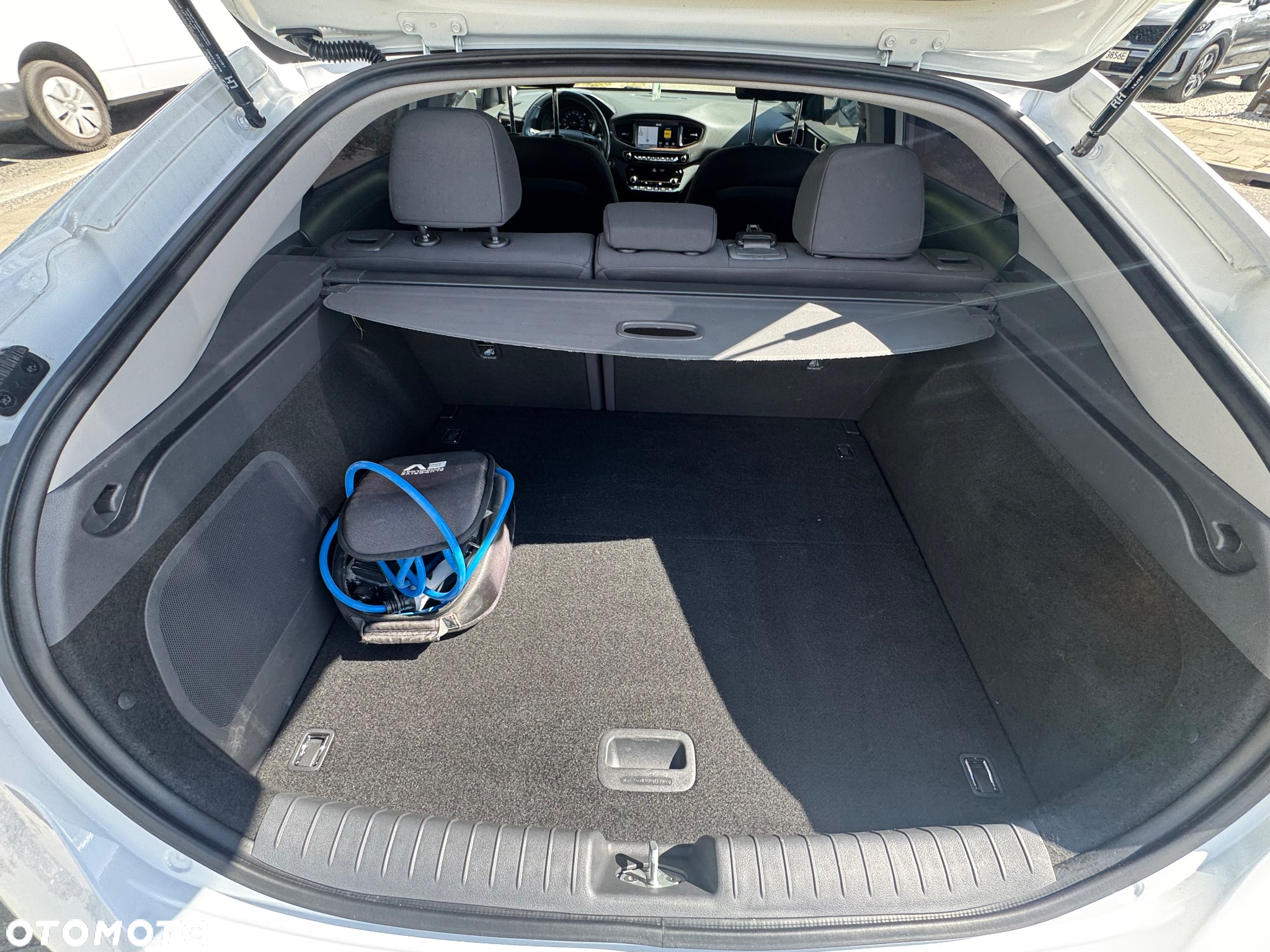 Hyundai IONIQ Elektro Premium - 17