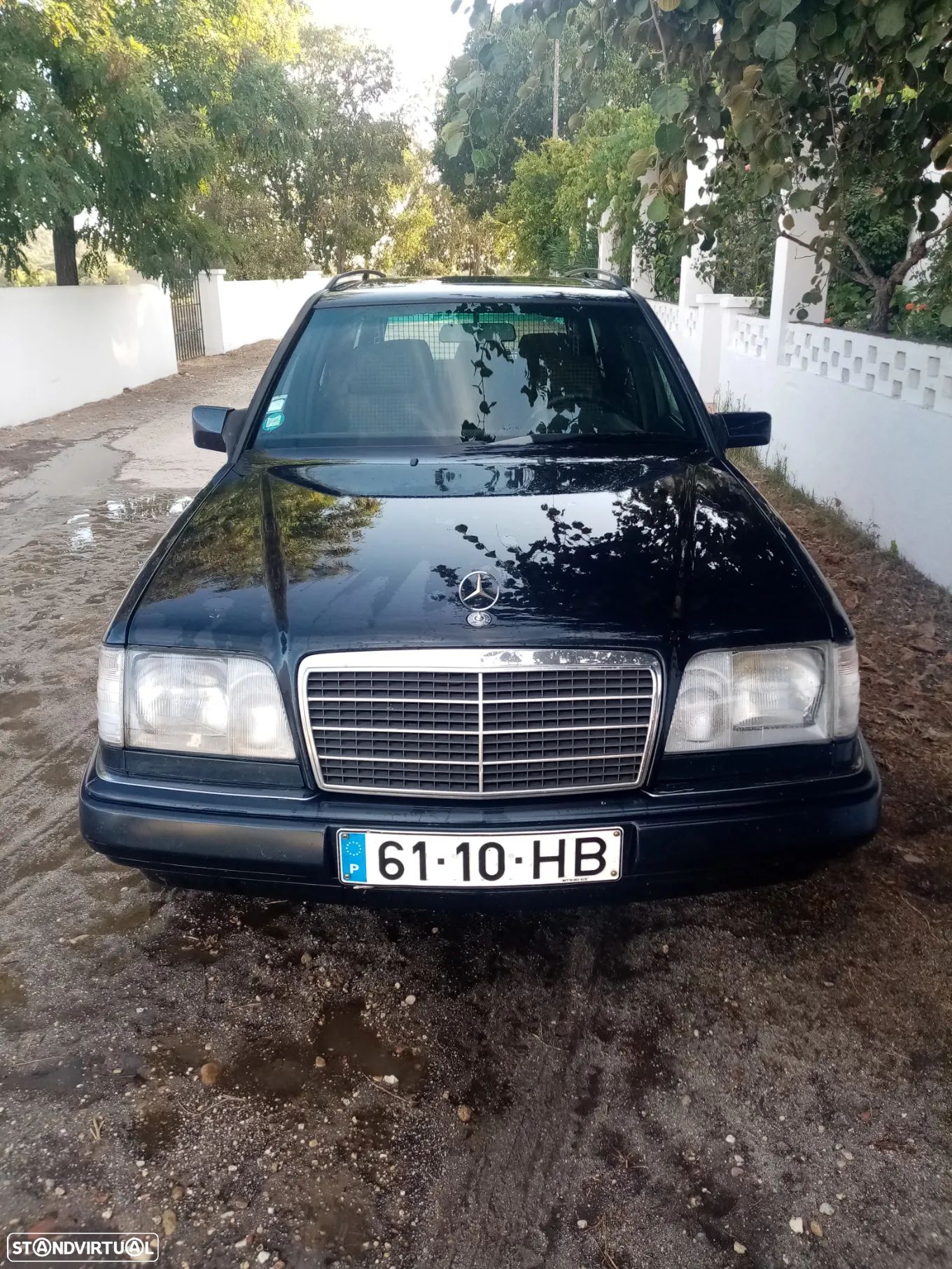 Mercedes-Benz 250 TD - 1