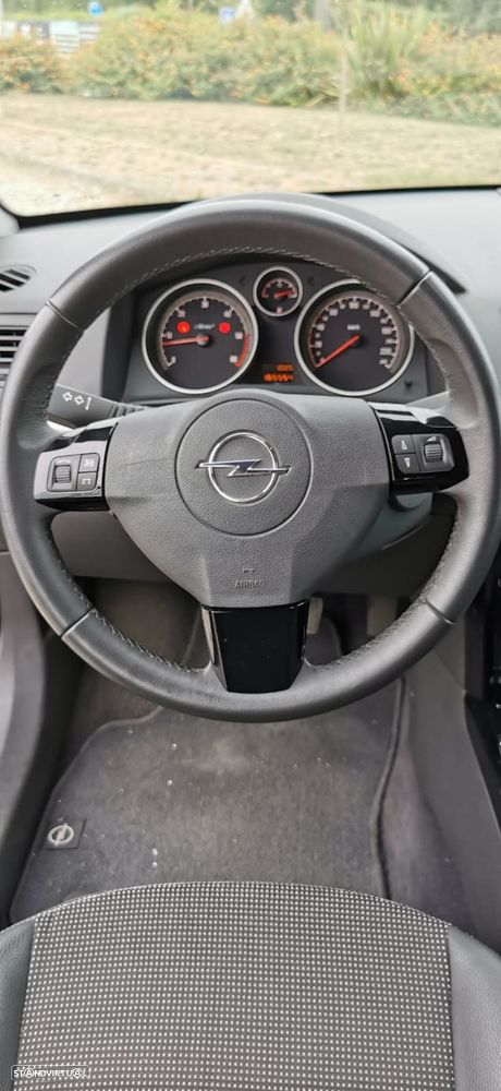 Opel Astra Caravan 1.7 CDTi Cosmo Plus ecoFlex - 4