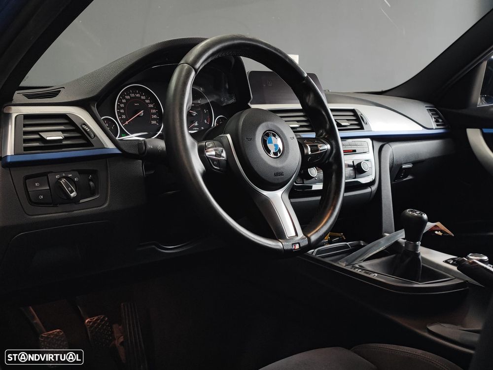 BMW 320 d Pack M Shadow - 24