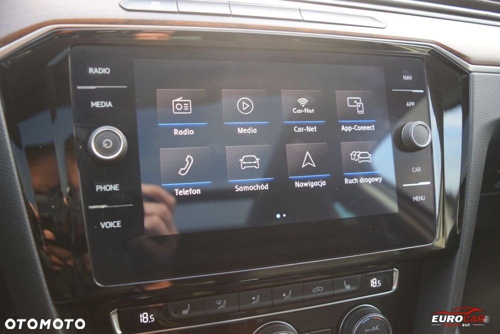 Volkswagen Passat - 22