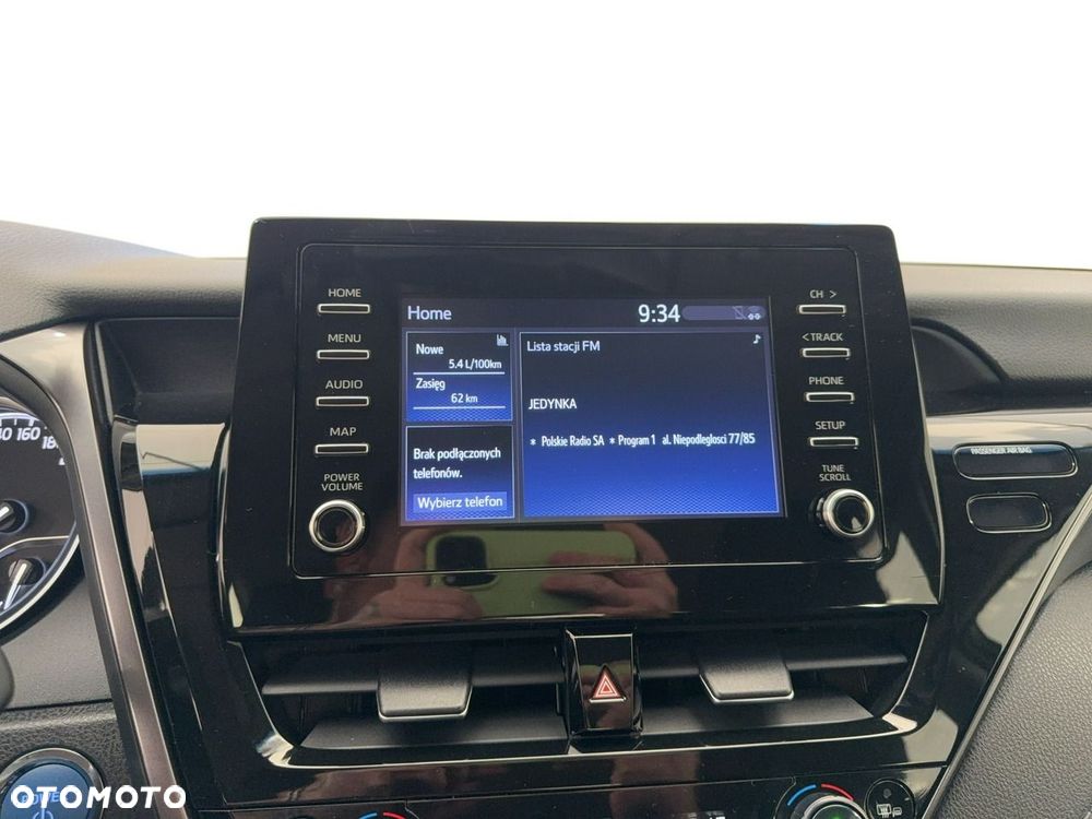 Toyota Camry - 19