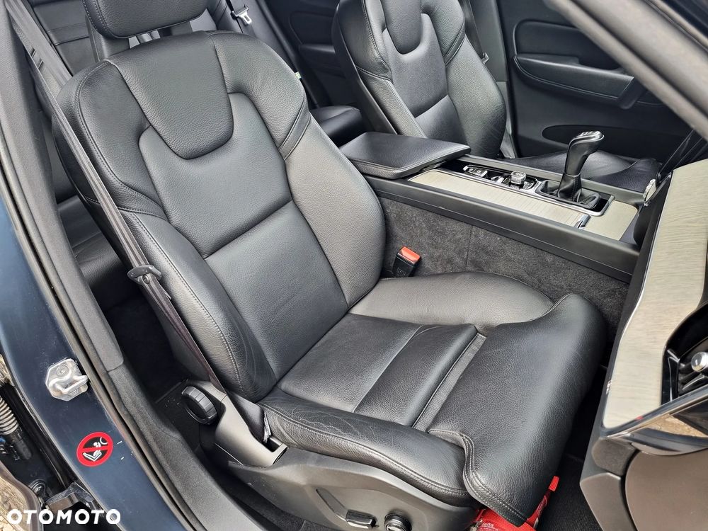 Volvo XC 60 D4 AWD Inscription - 21