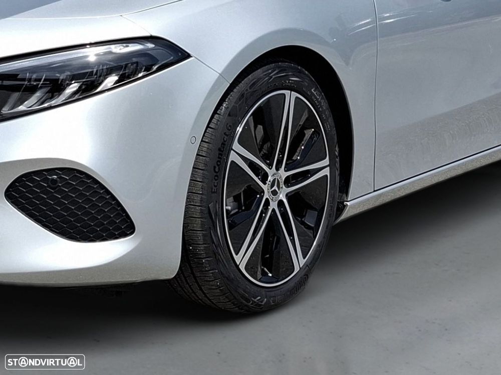 Mercedes-Benz A 180 - 4