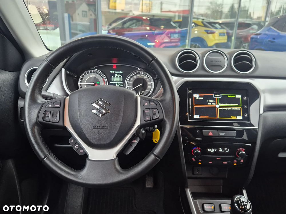 Suzuki Vitara 1.4 Boosterjet mHEV Premium Plus 2WD - 11