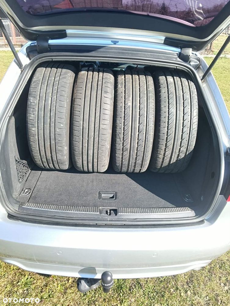 Audi A4 Avant 2.0 TDI DPF quattro - 4