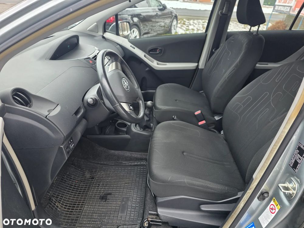 Toyota Yaris 1.0 VVT-i Comfort - 12