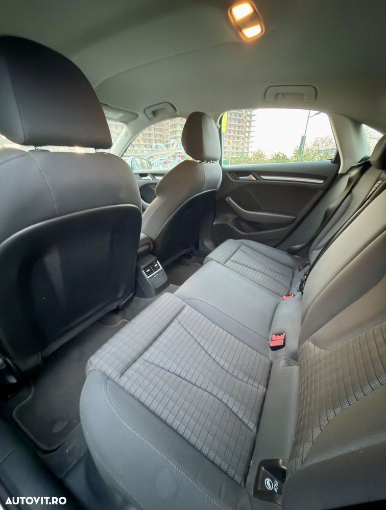 Audi A3 Limuzina 2.0 TDI S tronic S line Sportpaket - 10