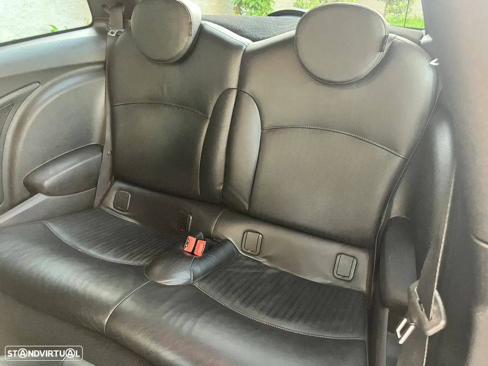 MINI 3 Portas John Cooper Works - 11