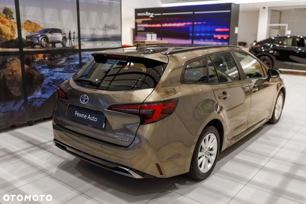 Toyota Corolla 1.8 Hybrid Comfort - 4