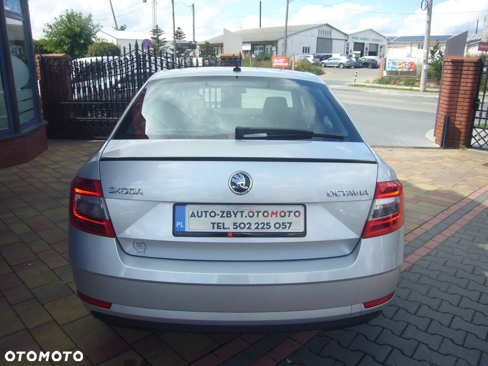 Skoda Octavia 1.5 TSI ACT Ambition - 8