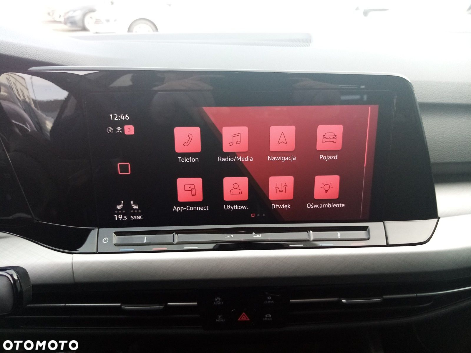 Volkswagen Golf VIII 1.5 TSI EVO Life - 19